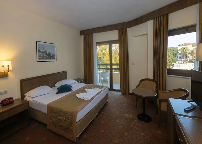Oezkaymak Incekum 5*