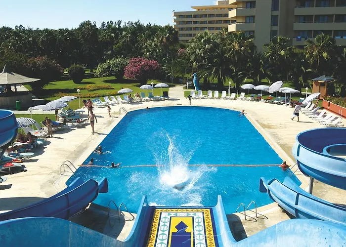 Hotel Oezkaymak Incekum 5*